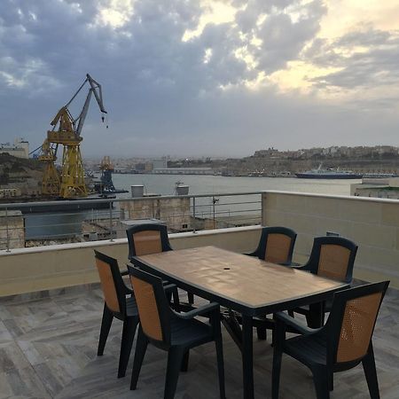 Senglea Apartments Bagian luar foto